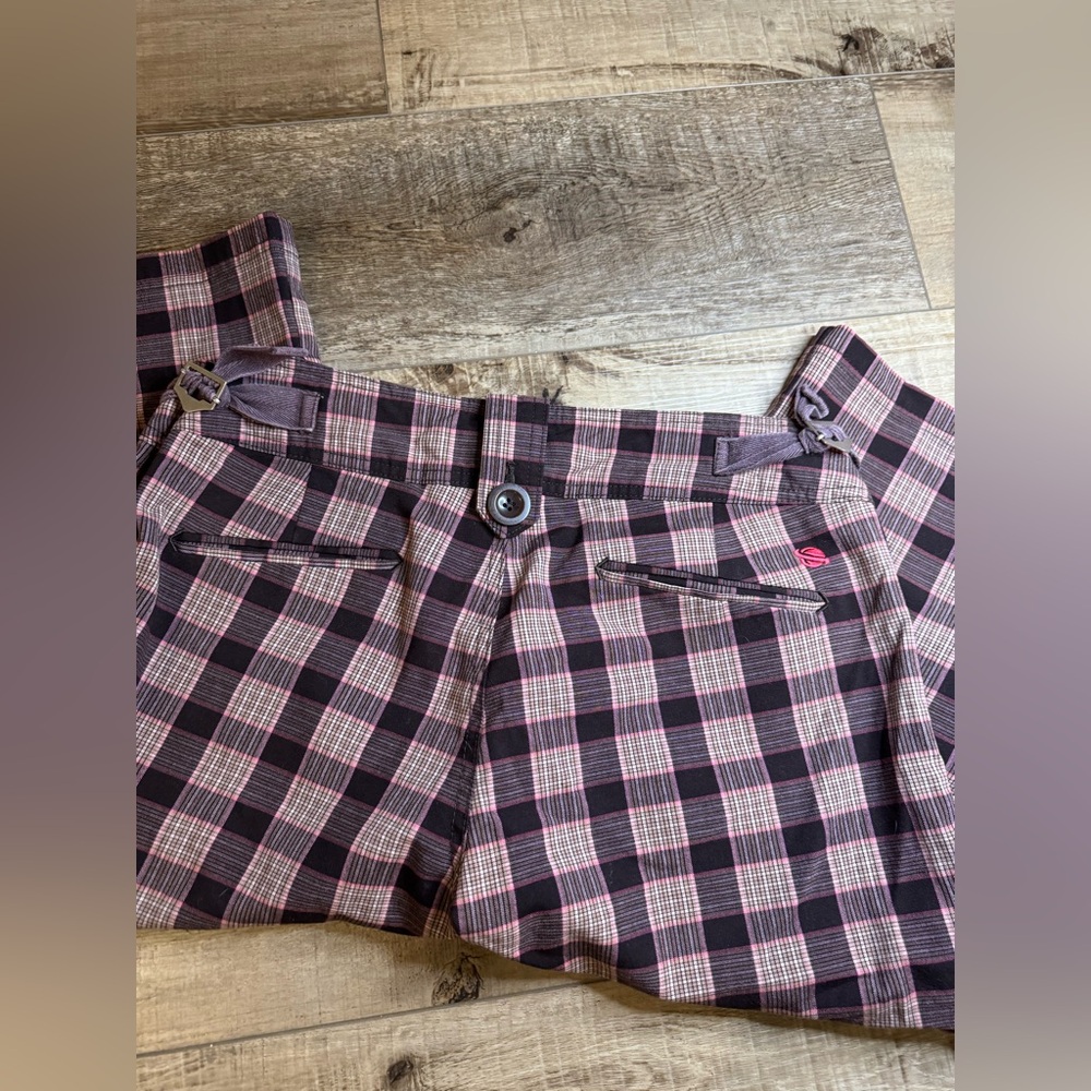 Lost Black and Pink Plaid Women's Cropped Pants - Picture 10 of 12